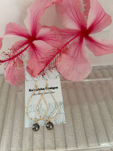 Load image into Gallery viewer, Lina’s Teardrop Earrings