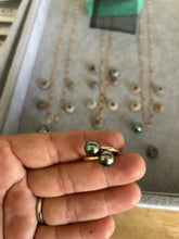 Load image into Gallery viewer, Tahitian pearl bypass ring