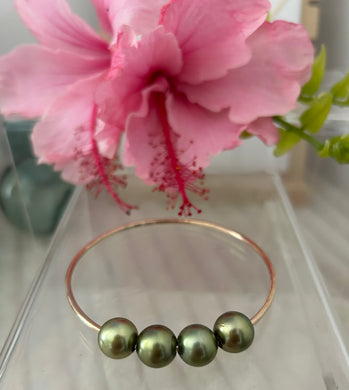 Pistachio Tahitian Pearl Bangle