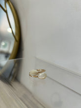 Load image into Gallery viewer, Mother of Pearl Pikake Bypass Ring