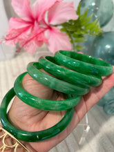 Load image into Gallery viewer, Green Apple Jade Bracelet