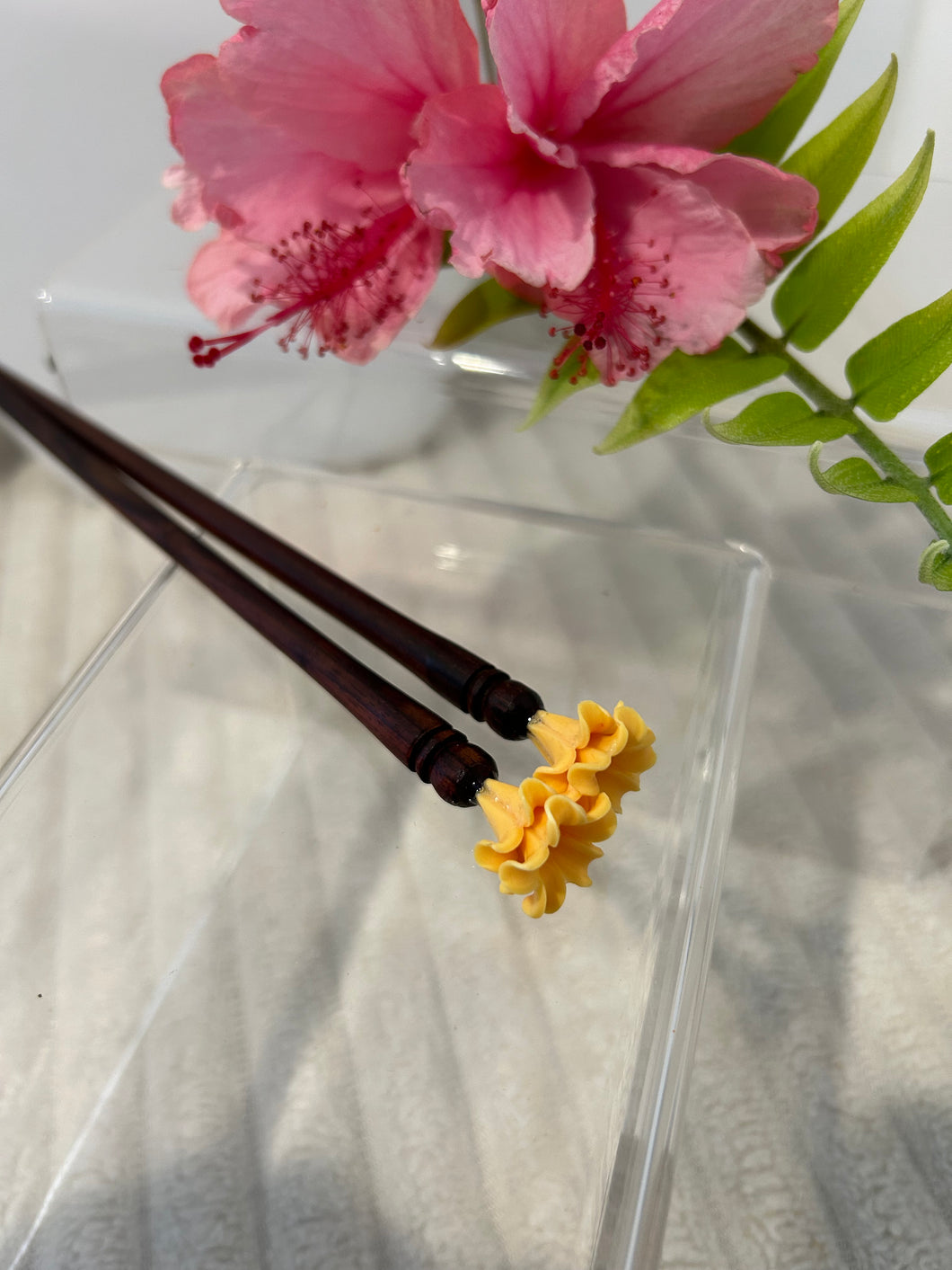 Puakenikeni Hair Pick