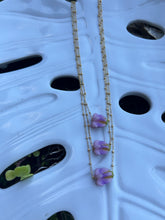 Load image into Gallery viewer, Single Crown Flower Necklace
