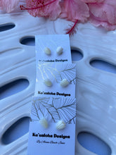 Load image into Gallery viewer, Mother of Pearl Pikake Stud Earrings