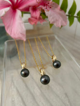 Load image into Gallery viewer, Heirloom Tahitian Pearl Necklace