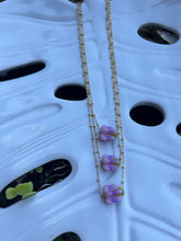 Load image into Gallery viewer, Single Crown Flower Necklace