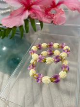 Load image into Gallery viewer, Crown Flower and Pikake Stretchy Bracelet