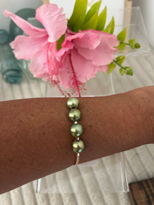 Pistachio Tahitian Pearl Bangle