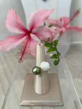 Load image into Gallery viewer, MOP Gardenia Pistachio Bypass Ring