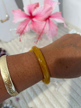 Load image into Gallery viewer, Honey Jade Bracelet