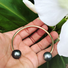 Load image into Gallery viewer, Tahitian pearl cuff