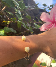 Load image into Gallery viewer, Pikake wave cuff