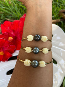 Malina Bangle with Tahitian Pearl