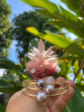 Load image into Gallery viewer, Lush Edison Pearl Bangle