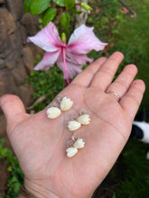 Load image into Gallery viewer, Pikake stud earrings