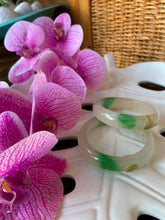 Load image into Gallery viewer, White/Green Jade