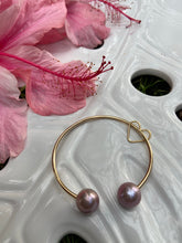 Load image into Gallery viewer, Edison Pearl Cuff Bracelet