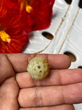 Load image into Gallery viewer, Yellow/Brown Vintage Jade necklace