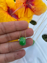 Load image into Gallery viewer, Green Apple Jade Necklaces
