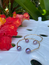 Load image into Gallery viewer, Edison Pearl Cuff Bracelet