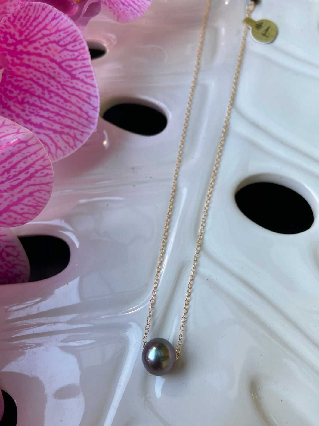 10mm Tahitian pearl floating necklaces