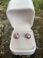 Load image into Gallery viewer, Lush Edison Pearl Stud Earrings