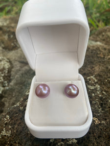 Lush Edison Pearl Stud Earrings