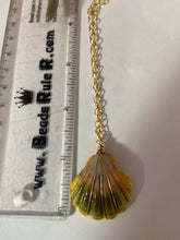 Load image into Gallery viewer, Sunrise Shell Necklace