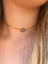 Load image into Gallery viewer, Herringbone Tahitian Pearl Necklace
