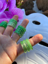 Load image into Gallery viewer, Green Jade Rings