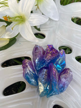 Load image into Gallery viewer, Raw Aura Florite Quartz