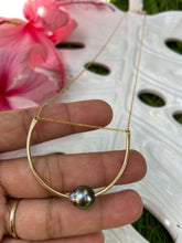 Load image into Gallery viewer, Olivia Necklace