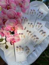 Load image into Gallery viewer, Pink Edison pearl stud earrings