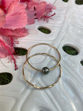 Load image into Gallery viewer, Extra small-petite size 6” bangle set