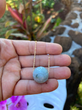 Load image into Gallery viewer, Vintage Jade 20mm