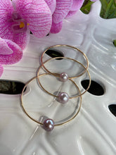 Load image into Gallery viewer, Edison Pearl Bangles Size 71/2
