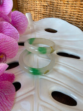 Load image into Gallery viewer, White/Green Jade