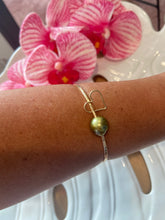 Load image into Gallery viewer, Pistachio Pearl Bangle