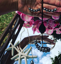 Load image into Gallery viewer, Mileka earrings