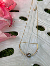 Load image into Gallery viewer, Olivia Necklace