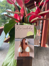 Load image into Gallery viewer, MOP Pikake Earrings