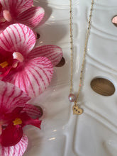 Load image into Gallery viewer, Mom necklace