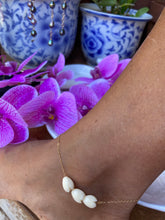 Load image into Gallery viewer, Three hand carved Ivory Pikake anklet