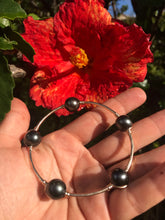 Load image into Gallery viewer, Leiana bangle
