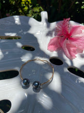 Load image into Gallery viewer, Kainui cuff 12 gauge GOLD