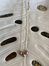 Load image into Gallery viewer, Fireball Edison pearl necklace