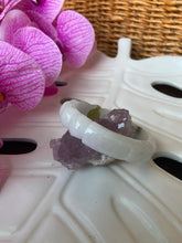 Load image into Gallery viewer, Size 7 1/2 White/Green Bangle