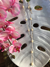 Load image into Gallery viewer, Pikake necklace