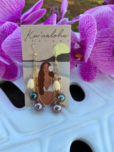 Load image into Gallery viewer, Po’okela earrings