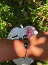 Load image into Gallery viewer, Kainui cuff 12 gauge GOLD